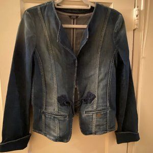 dainty denim jacket